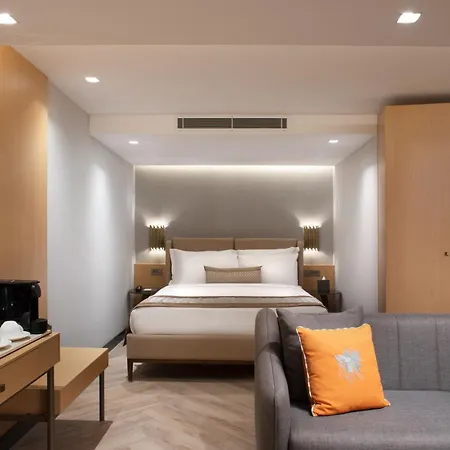 Me By Mula Hotel 4*