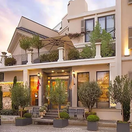Hotel Me By Mula 4*
