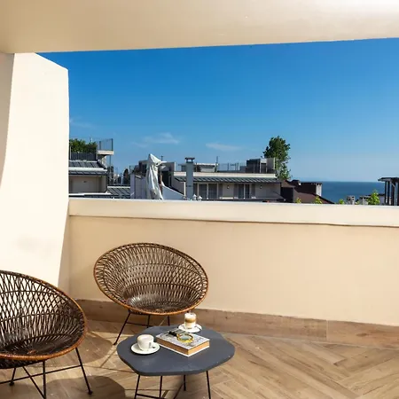 Hotel Me By Mula 4*